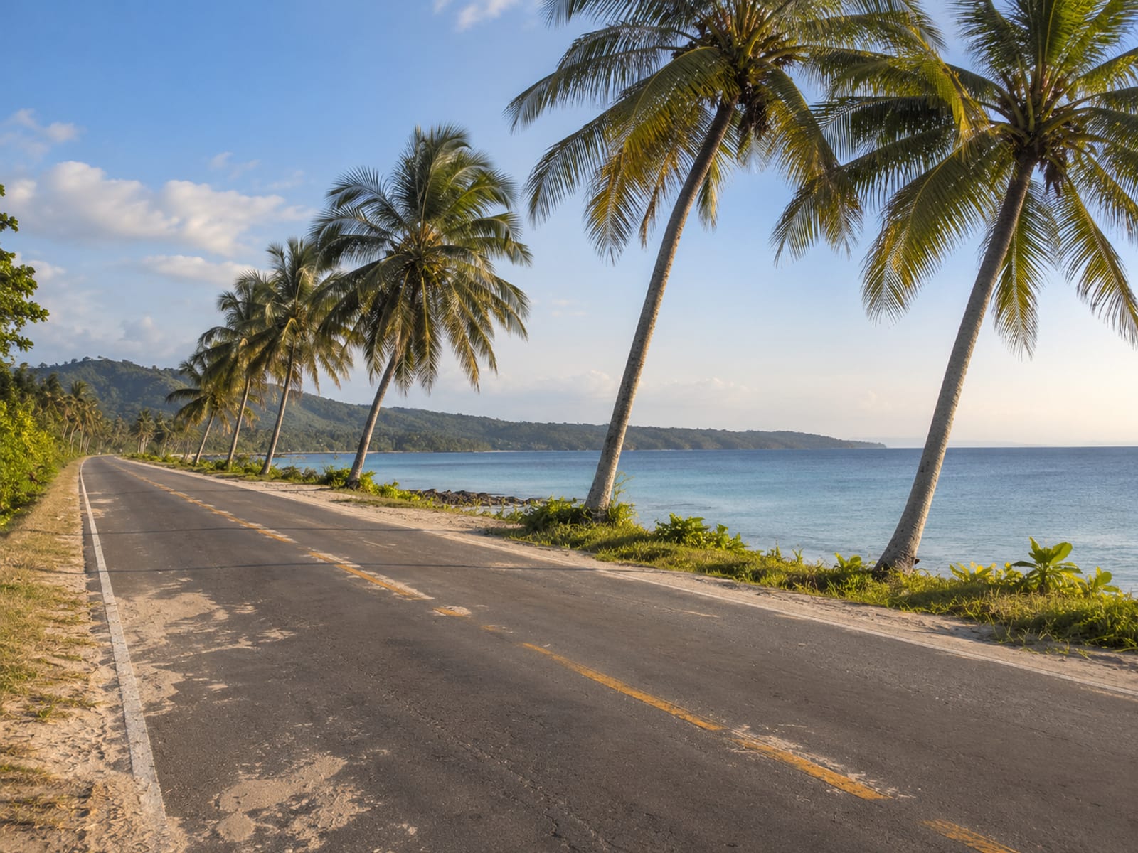 A road beside the sea near Runaway Bay